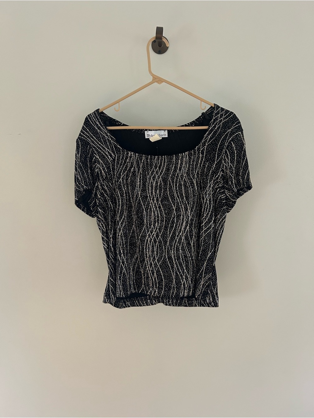 Vintage Dress Barn Black Top with Silver Wave Pattern